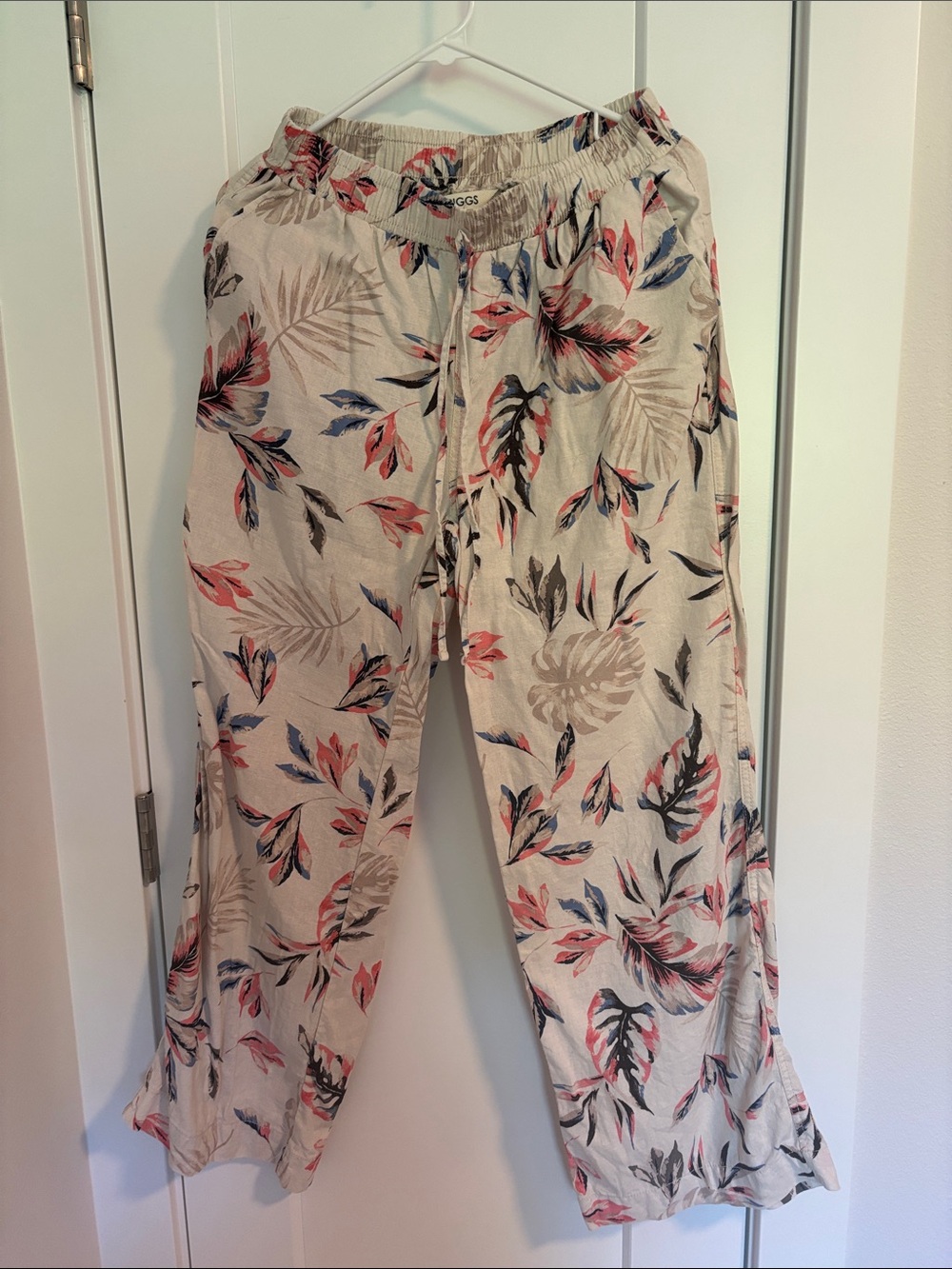 Briggs New York Floral Linen Blend Pants